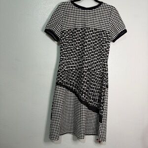 Taylor Black & White Houndstooth Short Sleeve Dress. Sz 12.